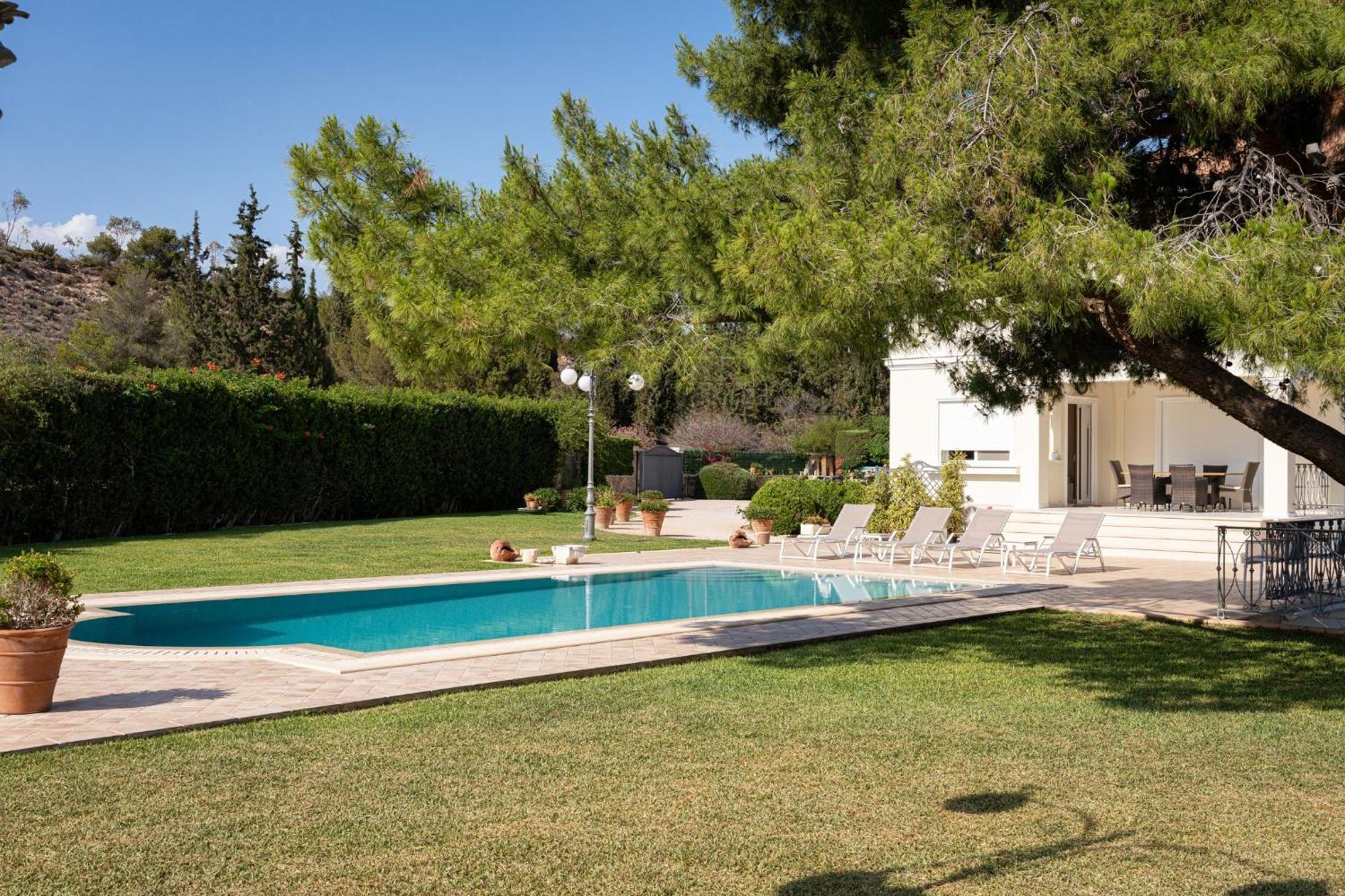 Villa Fantasia Isthmia Exterior photo