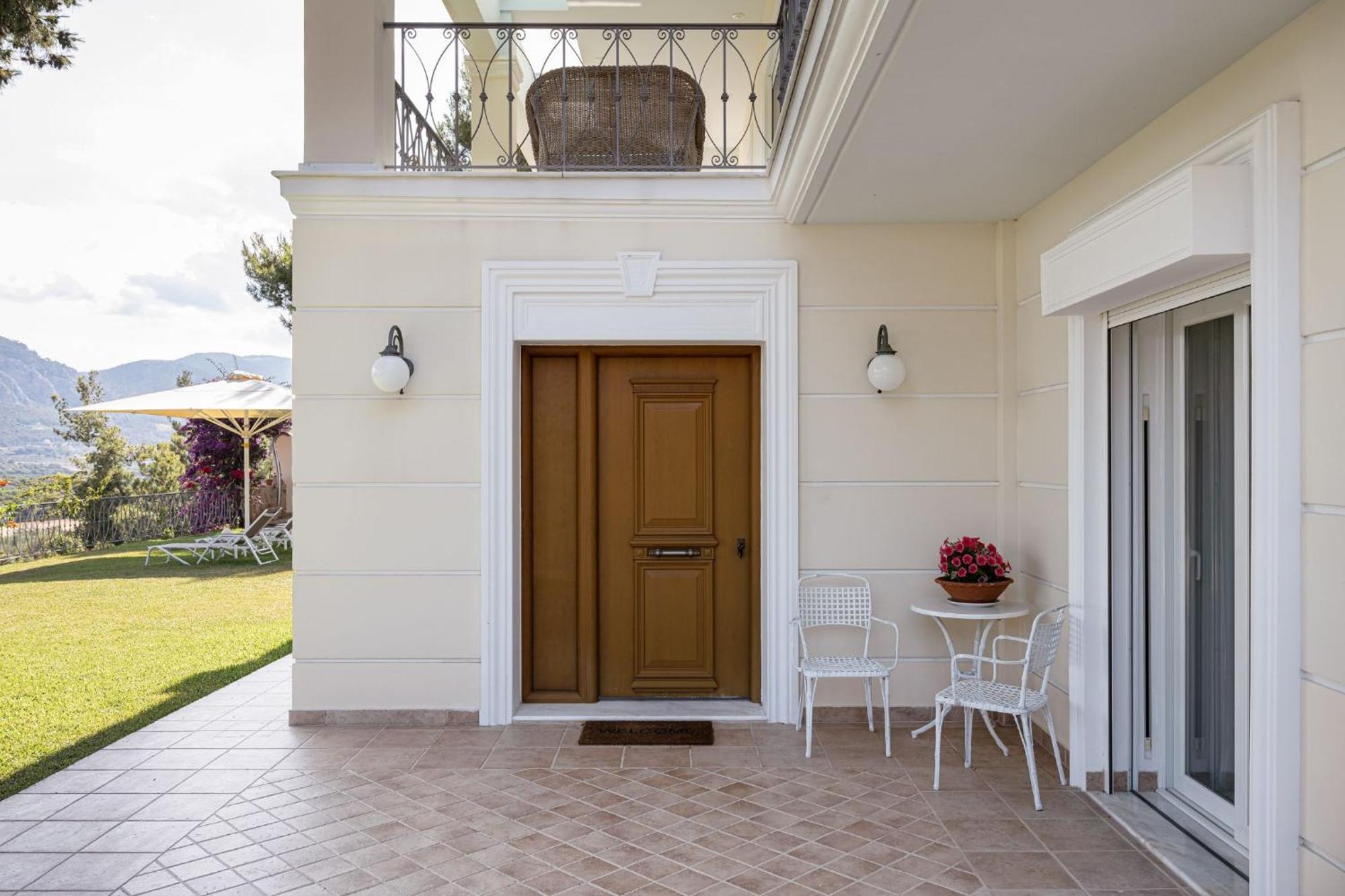 Villa Fantasia Isthmia Exterior photo